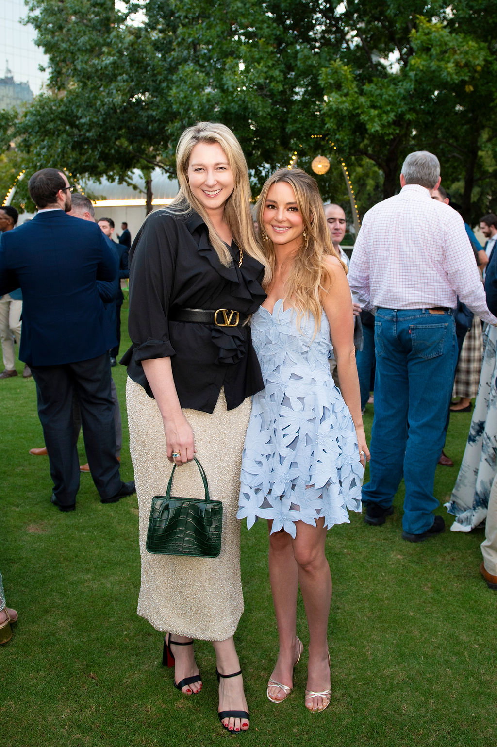Mackenzie Brittingham, Hassie Harrison (Photo by Tamytha Cameron)