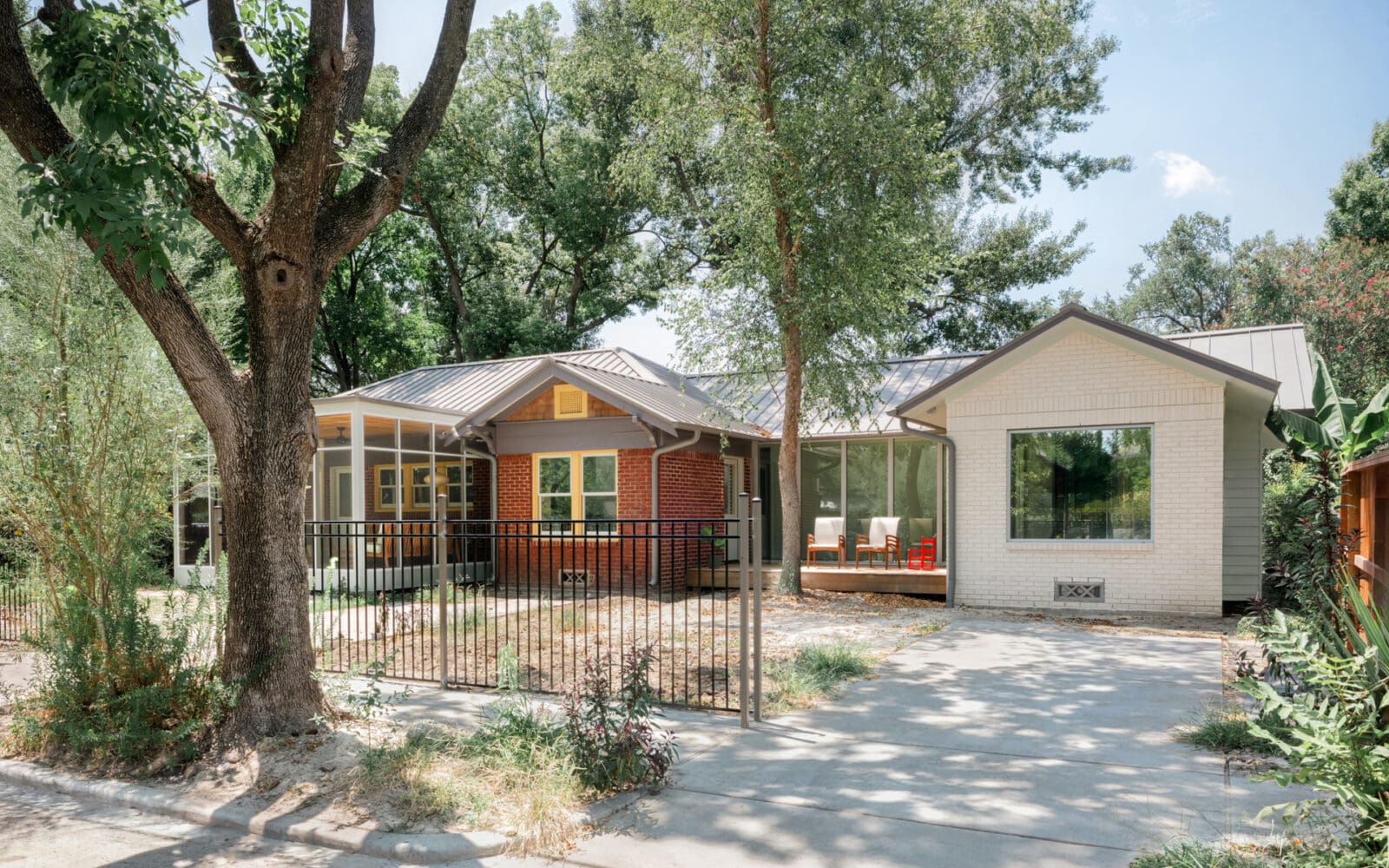 901 Pecore Street, Inflection Architecture (Photo by Divya Pande)